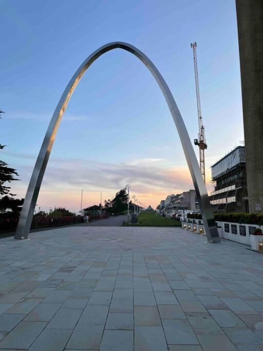 Stunning Apartment By The Leas, West End Folkestone Exteriér fotografie